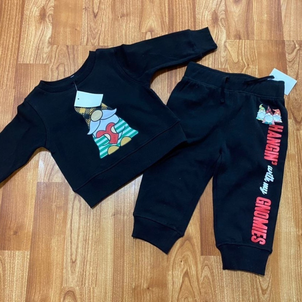 ✨NEW✨ NWT Hanging With My Gnomies set - Picture 2 of 6